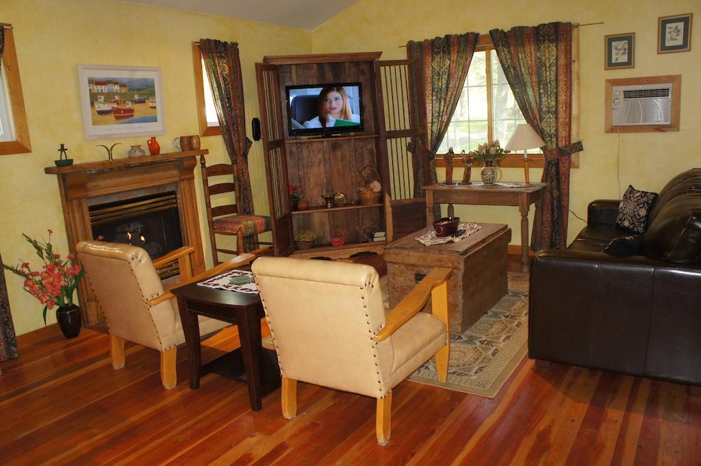 Fairmont Mountain Bungalows Fairmont Hot Springs Cameră foto